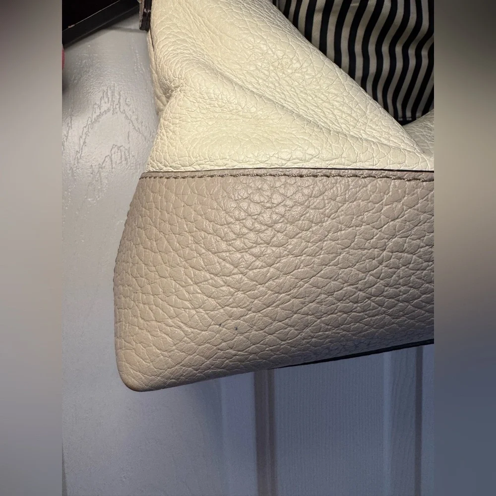 Kate Spade Southport Avenue Maria Crossbody bag cream grey